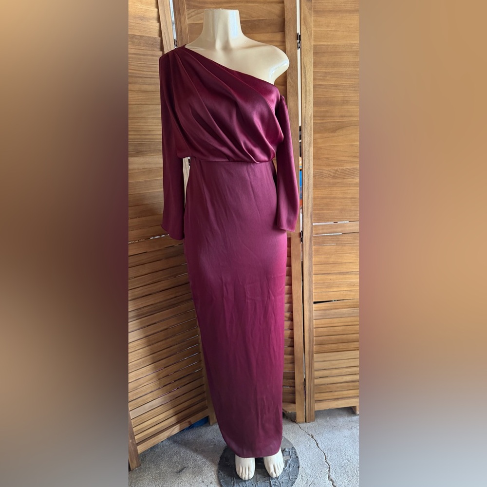 One-Shoulder Burgundy Maxi Dress with Long Sleeve
